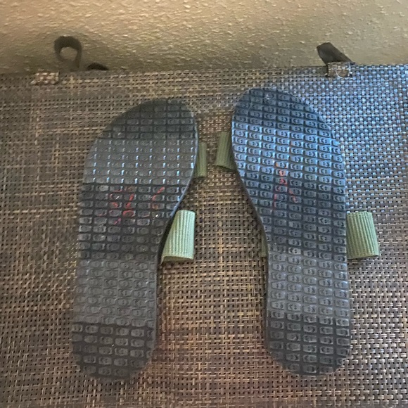 Sanuk Sandals - Picture 3 of 3